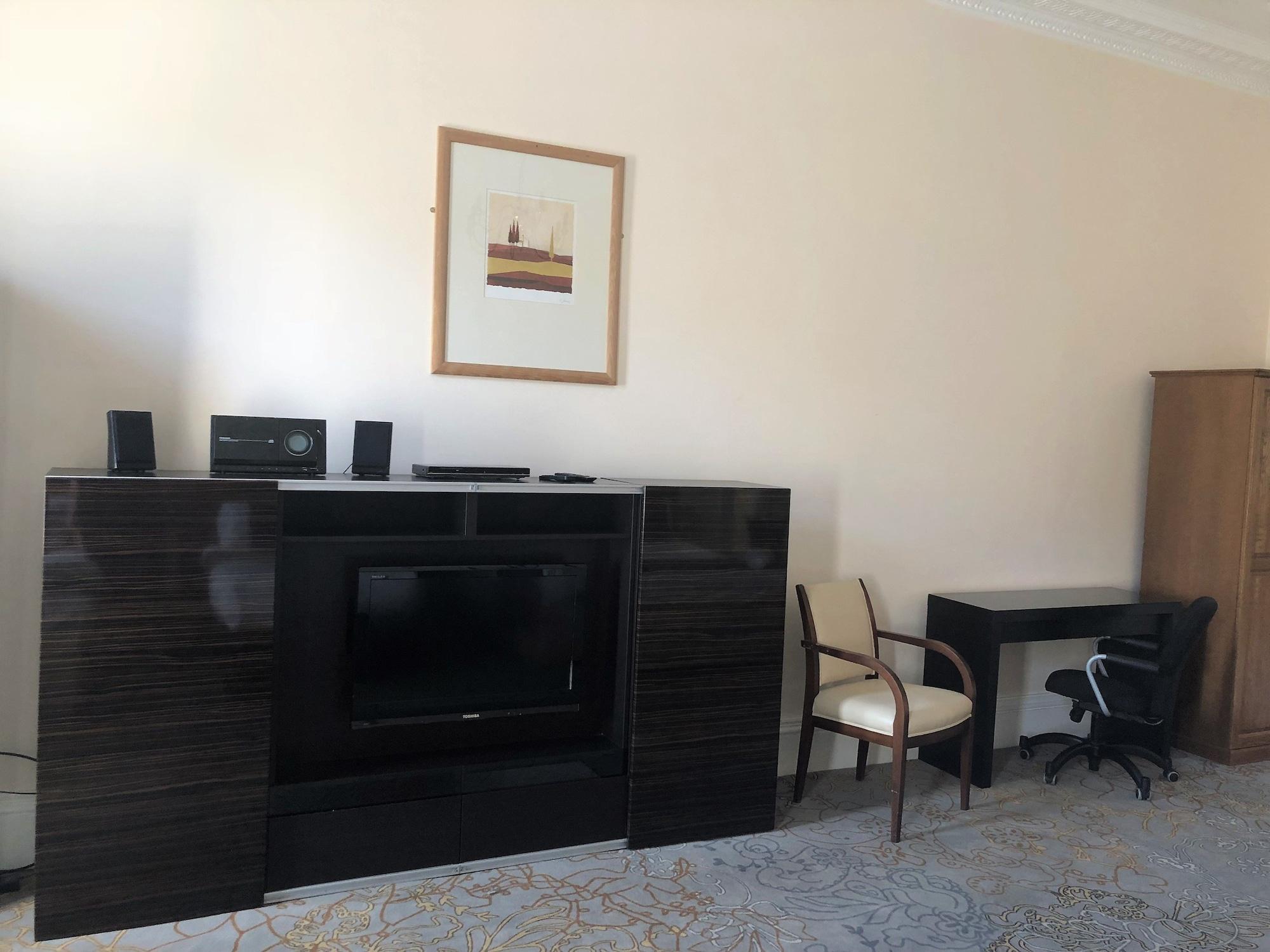 Cairn & Apartahotel
